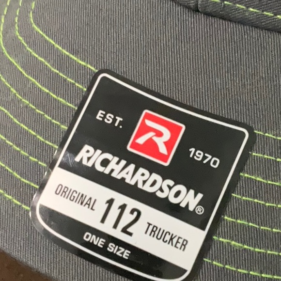 HOLT OF CALIFORNIA CAT RICHARDSON 112 TRUCKER ADJUSTABLE SNAPBACK CAP UNISEX - Picture 4 of 5